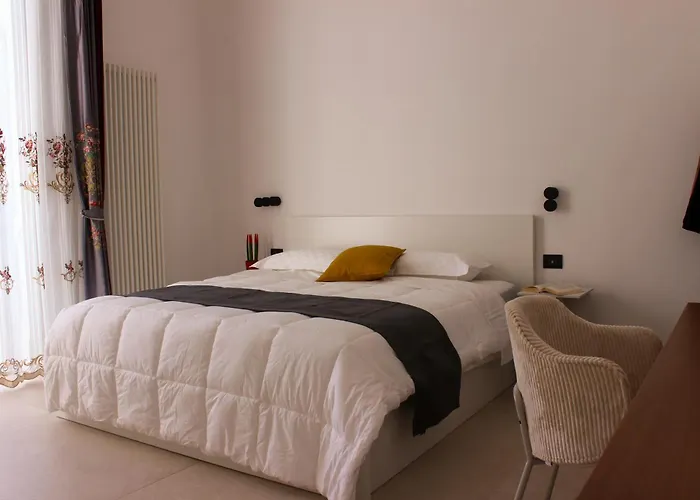 Bed and Breakfast Trentanove Νάπολη